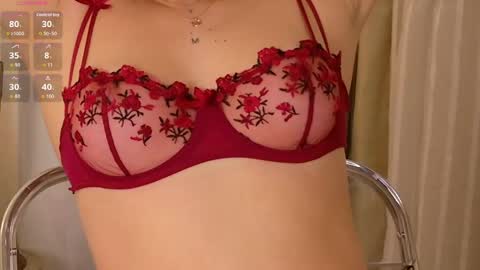 Snapshot of mia_white11 chatting on June 2026 12:31:02 PM Mia White online show from June 2026 12:31:02 PM