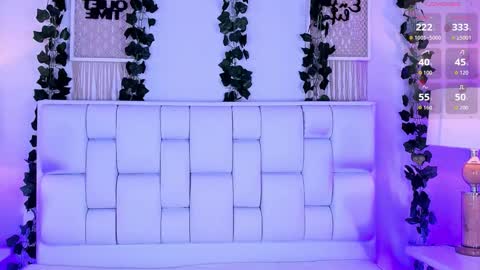 Mia online show from March 2026 11:32:02 AM