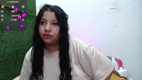 Snapshot of miaa_smiith1 chatting on November 2025 10:04:02 AM miaa_smiith1 online show from November 2025 10:04:02 AM