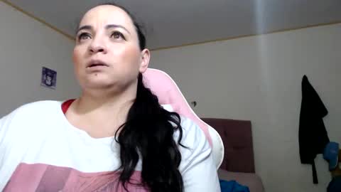 Snapshot of miaabrownn chatting on September 2025 09:47:02 PM MIA online show from September 2025 09:47:02 PM