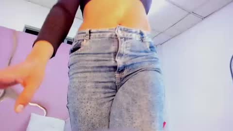 miaacarterss online show from June 2026 04:50:01 AM