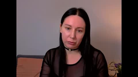 Mia online show from February 2026 04:36:02 PM