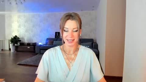 Snapshot of miababy14 chatting on July 2026 06:47:02 AM Mia online show from July 2026 06:47:02 AM