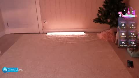 miablueye online show from February 2026 03:10:02 PM