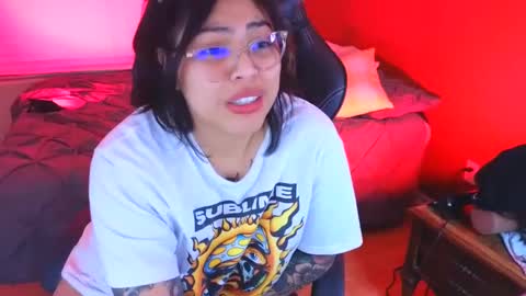 Snapshot of miacanela_xo chatting on December 2024 07:28:01 AM Mia online show from December 2024 07:28:01 AM