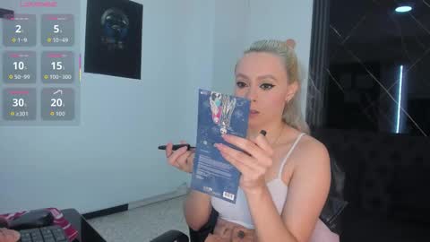 MiaCarper online show from February 2026 09:44:02 PM