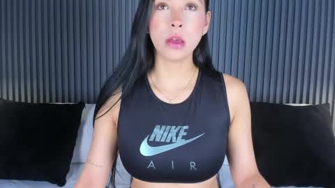 mia online show from June 2026 07:38:02 PM