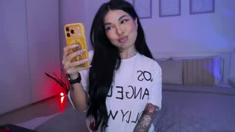 Snapshot of miacute4u chatting on June 2026 05:25:01 PM miacute4u online show from June 2026 05:25:01 PM