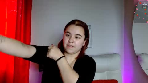 MiaDamour online show from October 2025 01:52:01 PM
