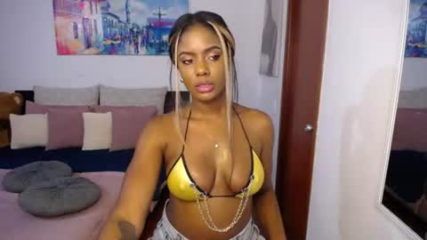 Snapshot of miaderail chatting on July 2026 11:24:02 PM Sofi online show from July 2026 11:24:02 PM