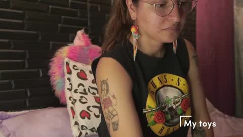 Mia online show from March 2025 01:58:01 AM