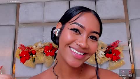 Snapshot of miaebony_ chatting on December 2024 11:16:02 PM Call me Mia online show from December 2024 11:16:02 PM