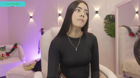 Mia Gomez online show from December 2025 12:35:02 PM