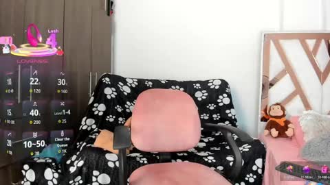 Mia online show from May 2026 05:32:02 PM