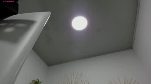 Miah Collins online show from January 2025 08:32:02 AM