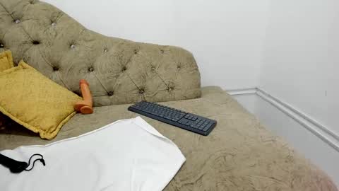 Miah Collins online show from March 2025 11:33:01 AM