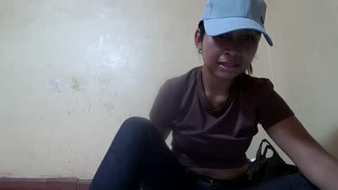 Snapshot of miah_land chatting on October 2025 11:09:01 AM miah_land online show from October 2025 11:09:01 AM