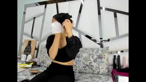 miaharper0 online show from May 2026 03:46:02 AM
