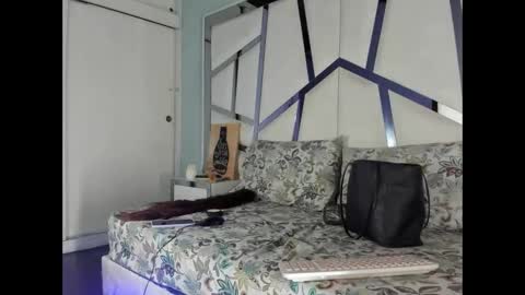 miaharper0 online show from May 2026 03:45:02 AM