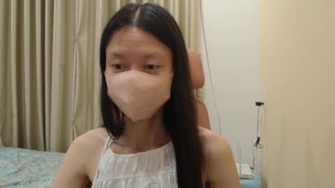 miahchan68 online show from January 2026 05:28:02 PM