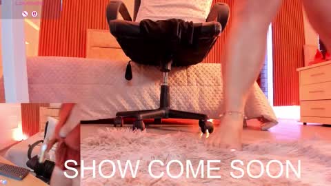 Miah  Sens online show from November 2025 03:38:01 AM