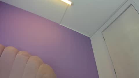 miajhonsonx online show from June 2026 04:53:01 PM