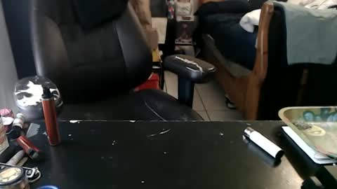 Snapshot of miaking chatting on January 2026 06:44:02 PM Mark online show from January 2026 06:44:02 PM