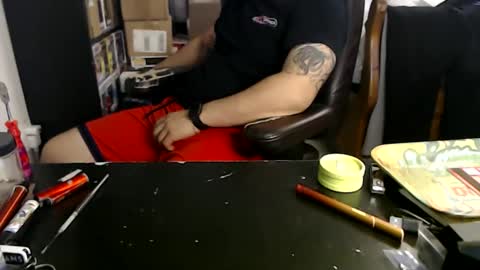 Snapshot of miaking chatting on February 2026 05:26:01 AM Mark online show from February 2026 05:26:01 AM