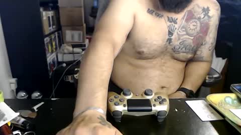 Snapshot of miaking chatting on February 2026 04:23:02 AM Mark online show from February 2026 04:23:02 AM