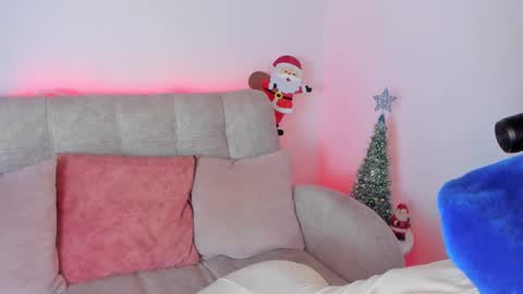 miakris1 online show from December 2024 02:56:02 AM