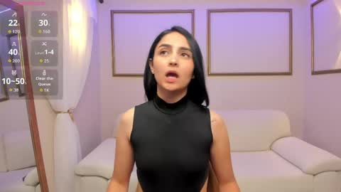 mialiore_ online show from June 2026 12:29:01 PM