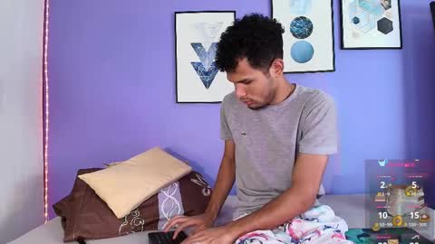 Mia online show from February 2025 07:10:01 PM