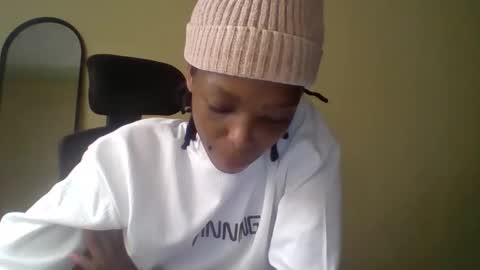 Muffin online show from March 2026 04:19:01 PM