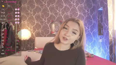 Mia online show from April 2026 03:28:01 PM