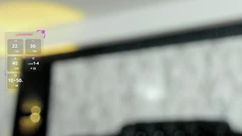 Snapshot of miamontoya chatting on January 2025 03:40:01 PM Mia   -5 7001400 Follow  online show from January 2025 03:40:01 PM