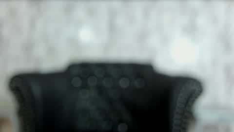 Snapshot of miamontoya chatting on January 2025 03:46:01 PM Mia   -5 7001400 Follow  online show from January 2025 03:46:01 PM