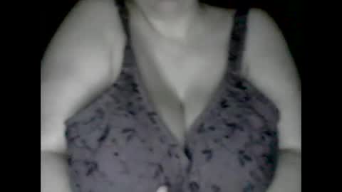 Snapshot of miamooreh chatting on May 2026 08:27:02 PM miamooreh online show from May 2026 08:27:02 PM