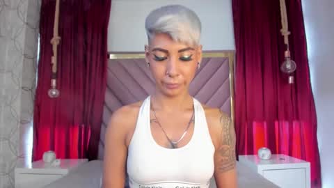 Snapshot of miamorgann chatting on February 2025 04:23:02 PM Mia Morgann online show from February 2025 04:23:02 PM