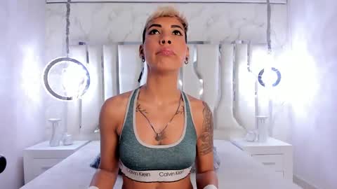 Snapshot of miamorgann chatting on February 2025 12:03:02 PM Mia Morgann online show from February 2025 12:03:02 PM