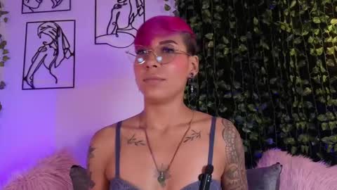 Snapshot of miamorgann chatting on November 2025 02:39:02 PM Mia Morgann online show from November 2025 02:39:02 PM