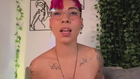 Mia Morgann online show from December 2025 03:18:02 PM