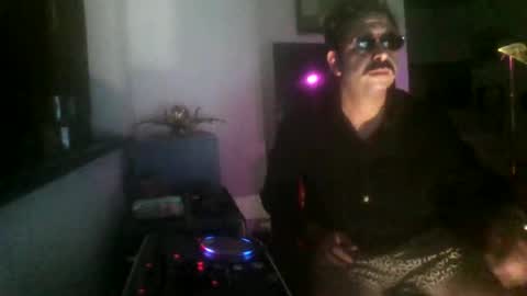 Snapshot of miandben chatting on November 2025 02:01:02 AM Mia Ben online show from November 2025 02:01:02 AM