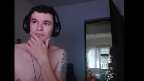 Snapshot of miaou_miaou chatting on December 2024 10:10:02 PM miaou_miaou online show from December 2024 10:10:02 PM