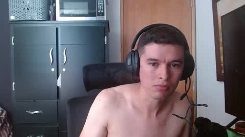 Snapshot of miaou_miaou chatting on February 2025 04:13:02 PM miaou_miaou online show from February 2025 04:13:02 PM