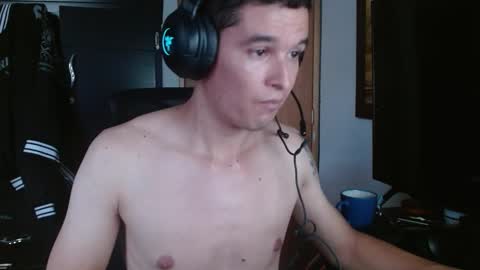 Snapshot of miaou_miaou chatting on March 2025 09:46:02 PM miaou_miaou online show from March 2025 09:46:02 PM