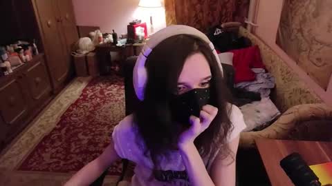 Snapshot of miaowhowl chatting on October 2025 05:58:02 PM Kristien online show from October 2025 05:58:02 PM