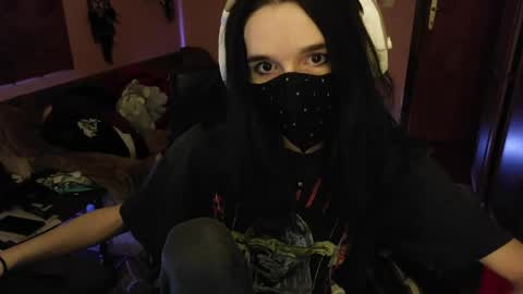 Kristien online show from April 2026 01:27:02 PM