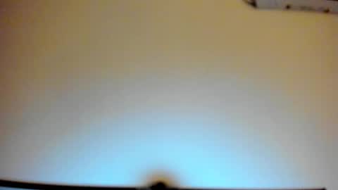 Mia online show from March 2026 09:18:02 PM