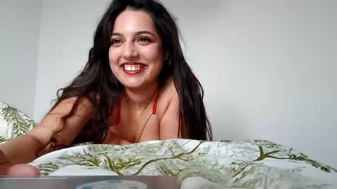 Snapshot of miareys chatting on October 2025 08:02:02 AM miareys online show from October 2025 08:02:02 AM