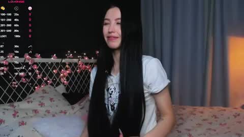 Snapshot of miarielle chatting on June 2026 05:44:02 PM Liz online show from June 2026 05:44:02 PM